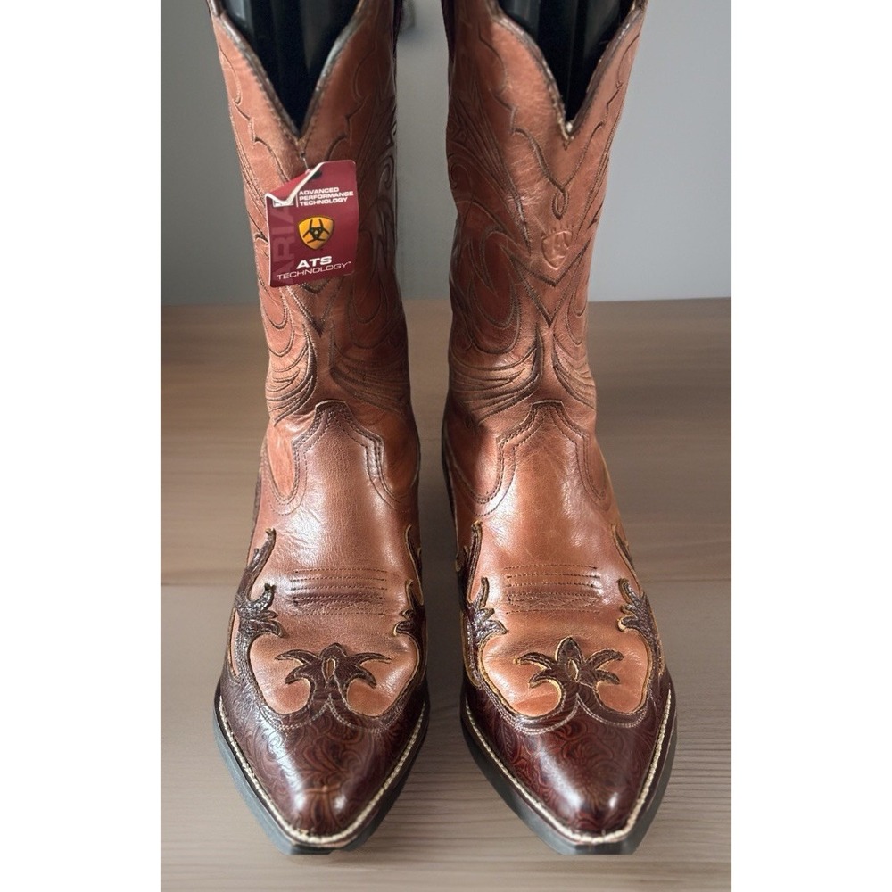 Ariat Cowboy Boots Womens Size 7.5 WingTip Style 10001065 Heritage Western J Toe
